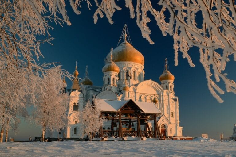 Урок 17. Храмы России