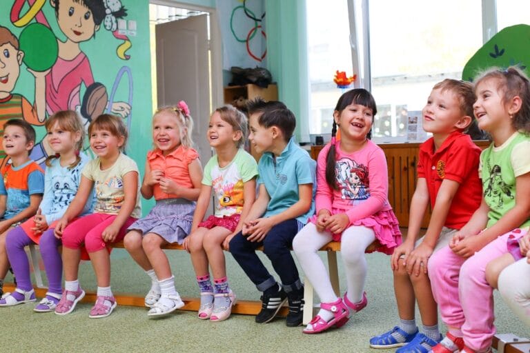 «Сначала пи-питание, а уж потом воспи-питание»