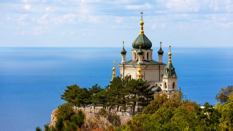Четыре фильма о святынях и святых Крыма