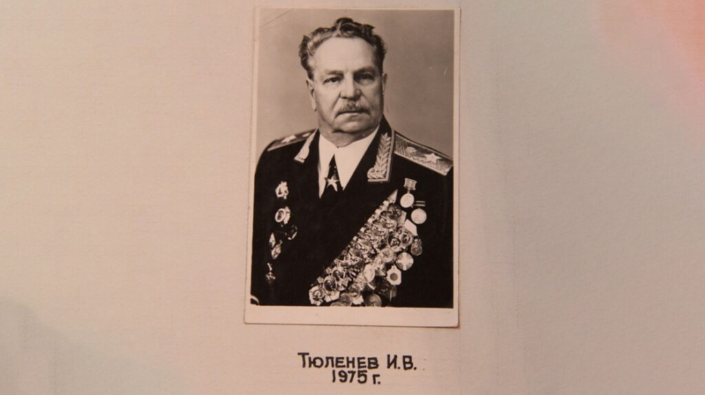 Иван Тюленев