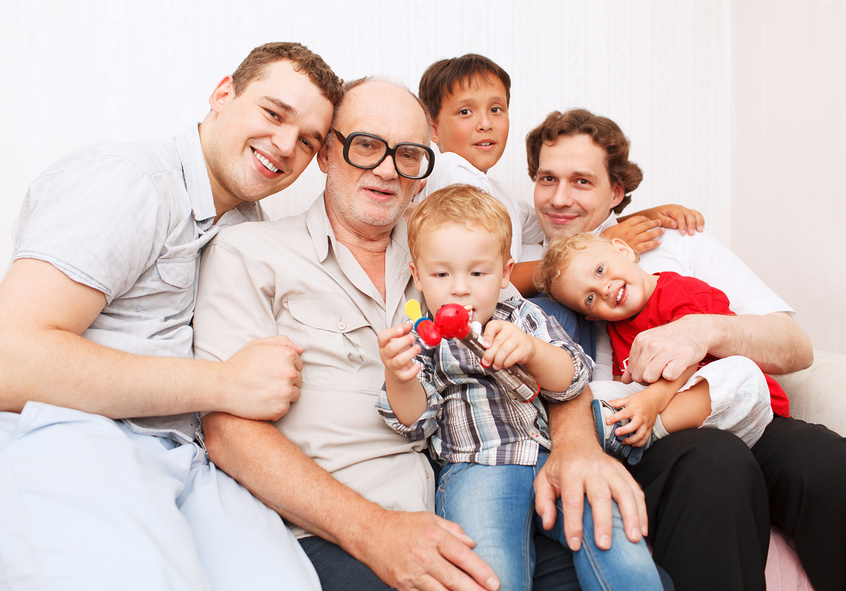 Портрет разных поколений большой семьи