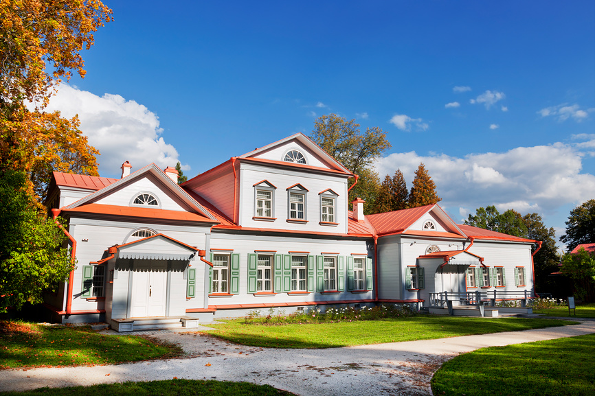 Главный дом усадьбы Абрамцево