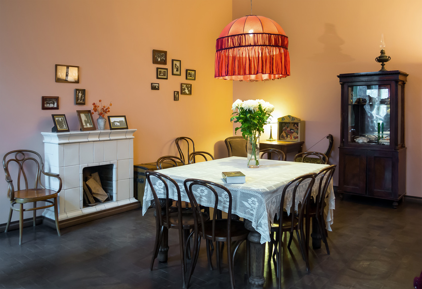 Учебный текст к уроку №30 (5 класс): Бытовые традиции народов России: пища, одежда, дом (практическое занятие)