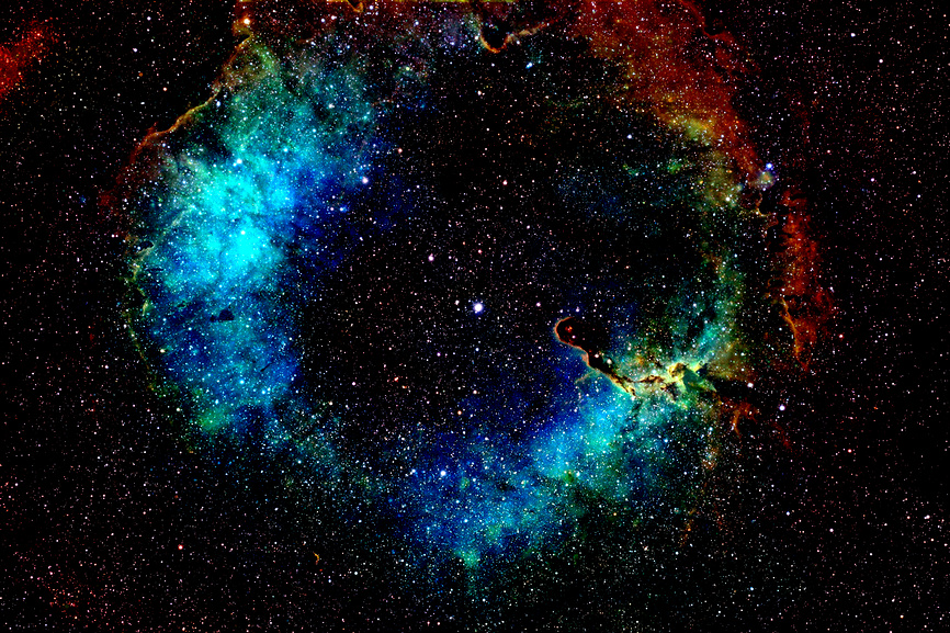 Галактика в ночном небе