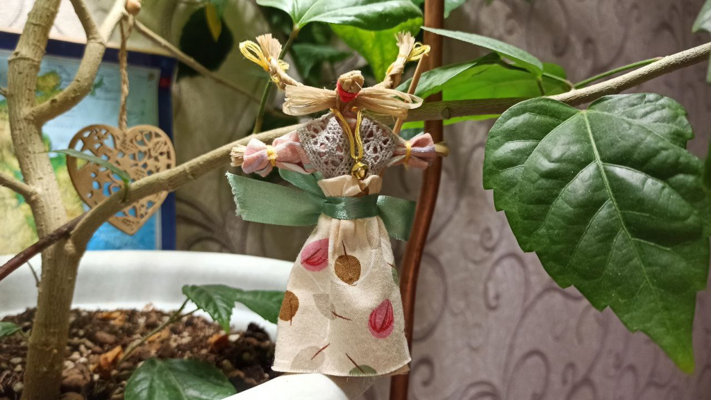 Новогодняя игрушка Медекша