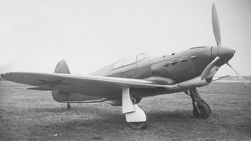 Истребитель Як-1