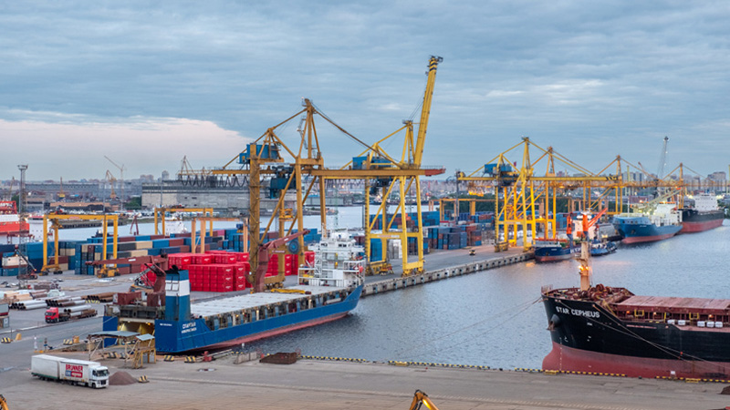 Большой порт Санкт-Петербурга