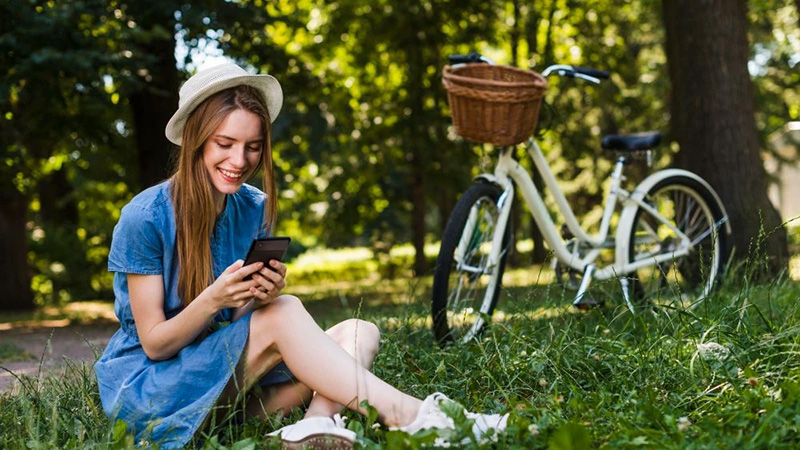 Девушка в парке