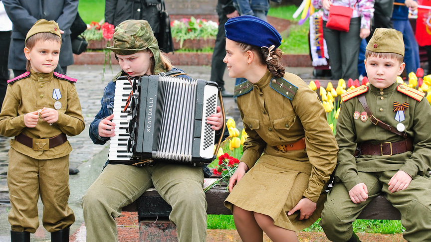 Стихи и песни ко Дню Победы: забытые и современные произведения