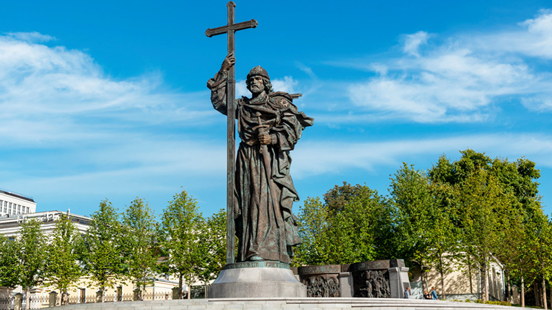 Памятник Владимиру Великому