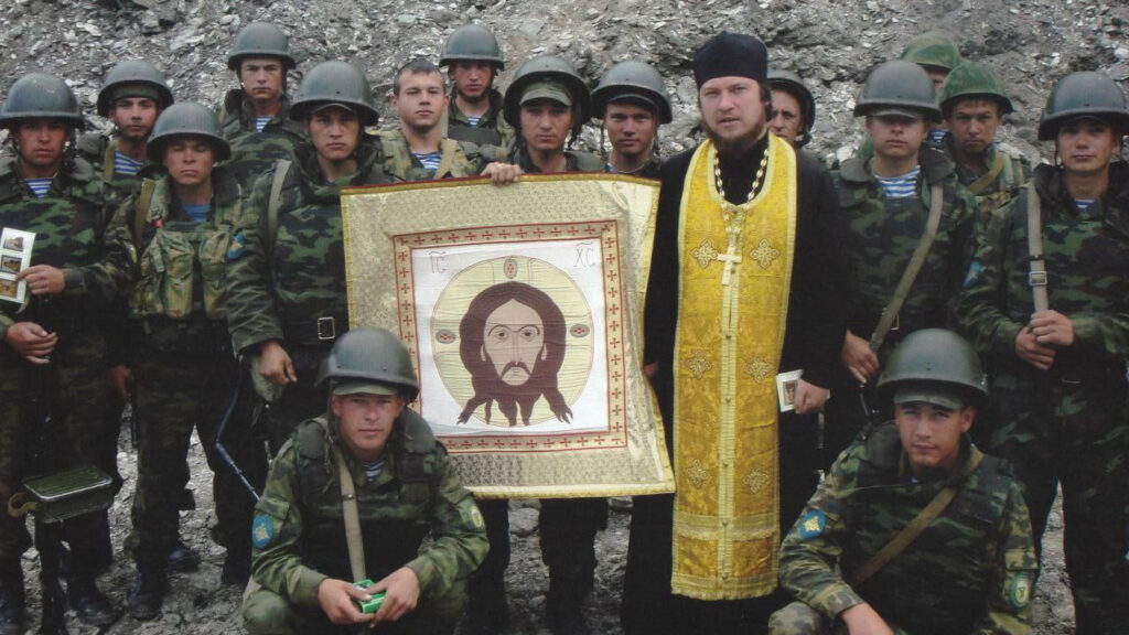 Отец Михаил был с десантниками и в тылу