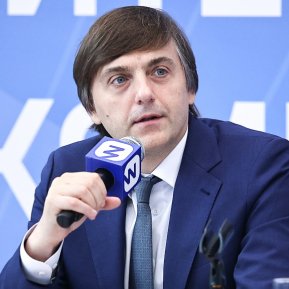 В шести регионах с нового учебного года будут оценивать поведение школьников